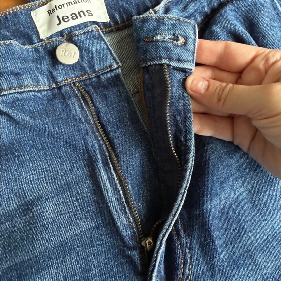 Reformation Jeans Liza Jean in Jamaica Wash Size 27 - Picture 5 of 10